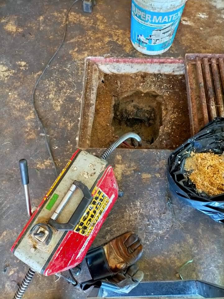 3 - https://www.ช่างท่อตันกําแพงเพชร.com | ช่างแก้ท่อตัน ส้วมตัน พื้นห้องน้ำตัน บริการในเขตจังหวัดกำแพงเพชร ตาก แม่สอด รับลอกท่อ ทะลวงท่อตันทุกชนิด ไม่ต้องทุบ ไม่ต้องรื้อ ให้คำปรึกษาฟรี 24 ชั่วโมง