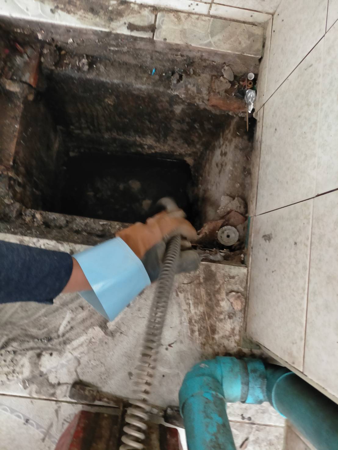 35 - https://www.ช่างท่อตันกําแพงเพชร.com | ช่างแก้ท่อตัน ส้วมตัน พื้นห้องน้ำตัน บริการในเขตจังหวัดกำแพงเพชร ตาก แม่สอด รับลอกท่อ ทะลวงท่อตันทุกชนิด ไม่ต้องทุบ ไม่ต้องรื้อ ให้คำปรึกษาฟรี 24 ชั่วโมง