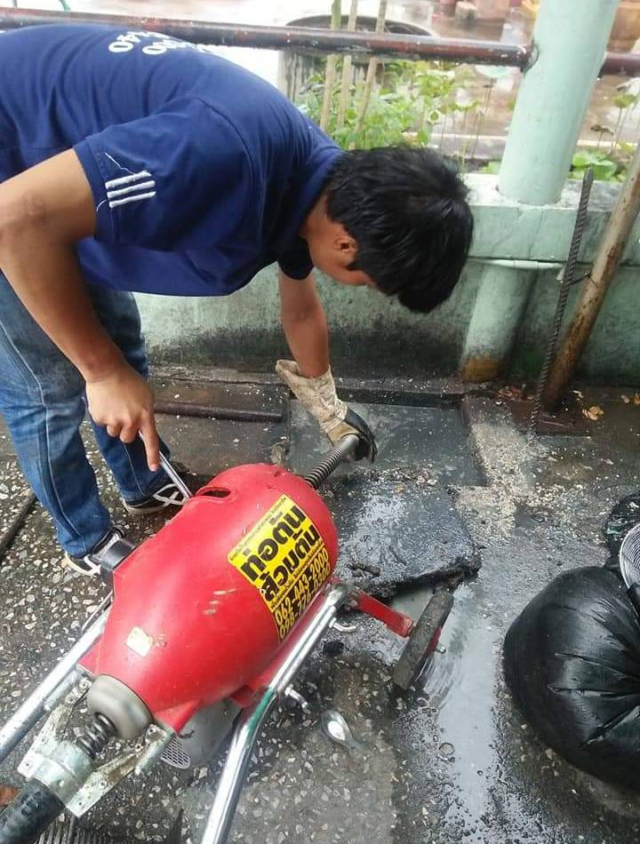 9 - https://www.ช่างท่อตันกําแพงเพชร.com | ช่างแก้ท่อตัน ส้วมตัน พื้นห้องน้ำตัน บริการในเขตจังหวัดกำแพงเพชร ตาก แม่สอด รับลอกท่อ ทะลวงท่อตันทุกชนิด ไม่ต้องทุบ ไม่ต้องรื้อ ให้คำปรึกษาฟรี 24 ชั่วโมง